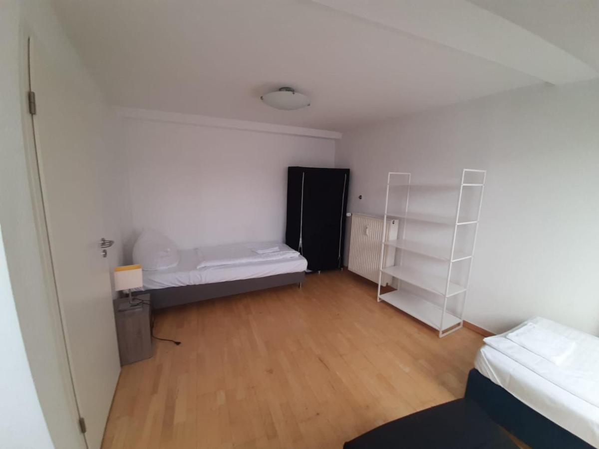 Avi City Burgplatz Apartments Dusseldorf Bagian luar foto