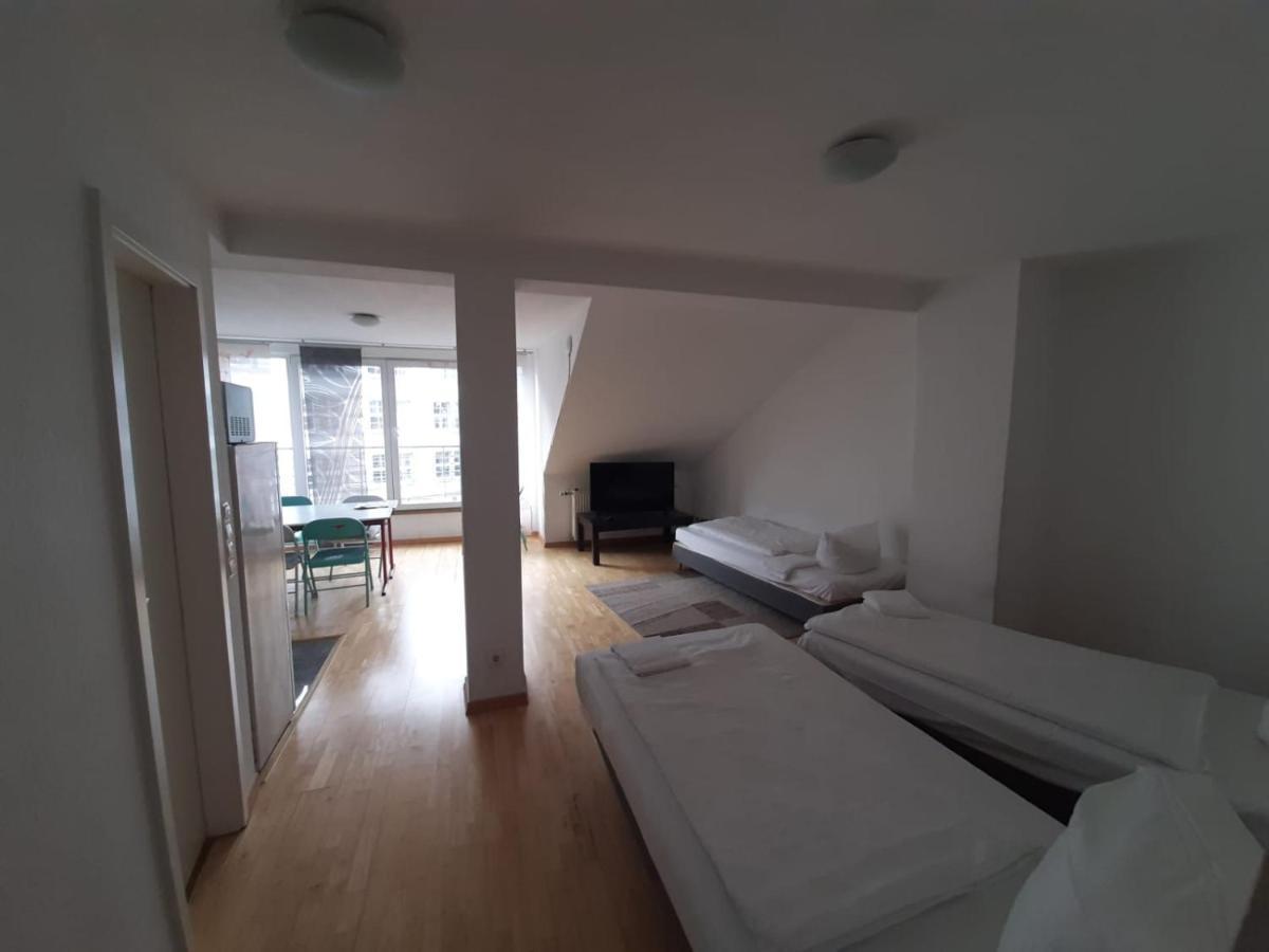 Avi City Burgplatz Apartments Dusseldorf Bagian luar foto