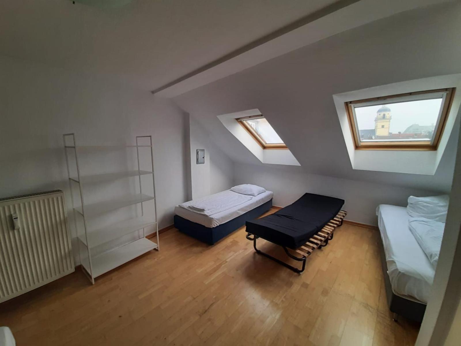 Avi City Burgplatz Apartments Dusseldorf Bagian luar foto